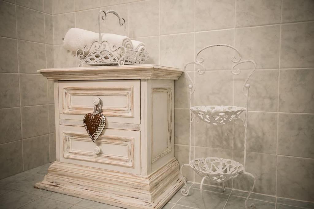 Piazza Erbe Luxury Apartment فيرونا المظهر الخارجي الصورة