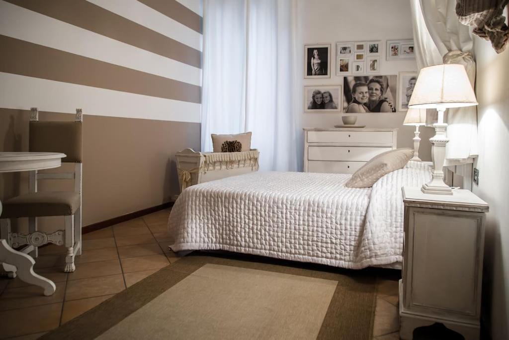 Piazza Erbe Luxury Apartment فيرونا المظهر الخارجي الصورة