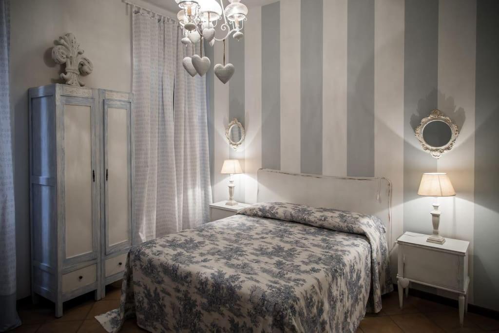 Piazza Erbe Luxury Apartment فيرونا المظهر الخارجي الصورة